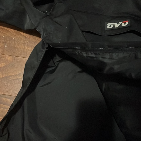 OVO Coat - Picture 3 of 4